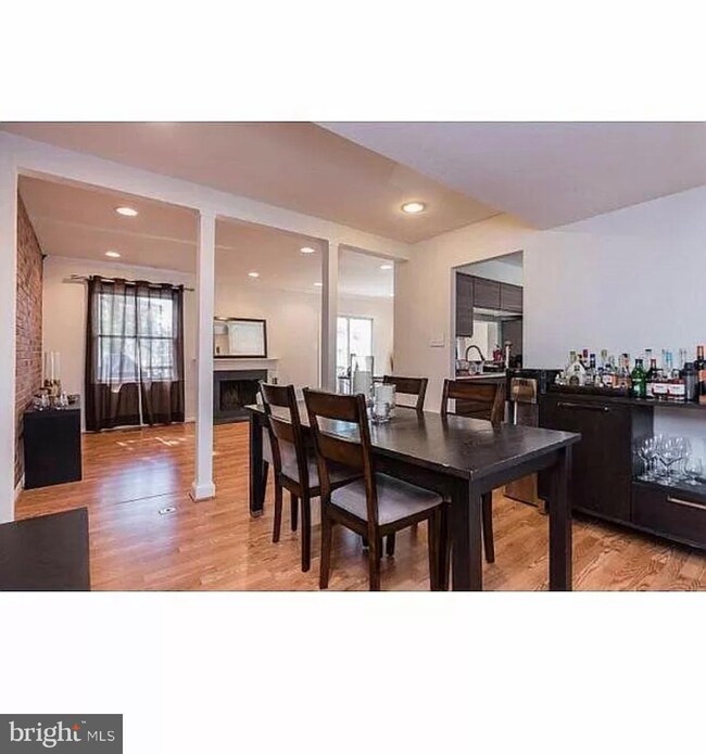 3043 Southern Elm Ct, Fairfax, VA 22031 - photo 5