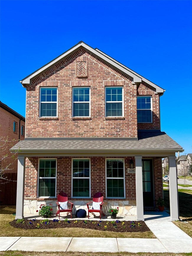 6208 Queen's Path, North Richland Hills, TX 76180 - photo 2