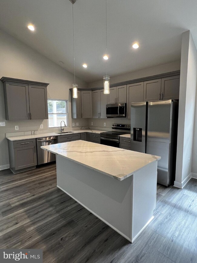 38 Meadow View Ln, Colonial Beach, VA 22443 - photo 5