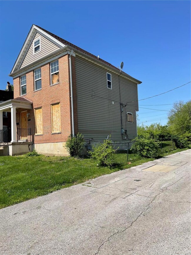 The vacant house