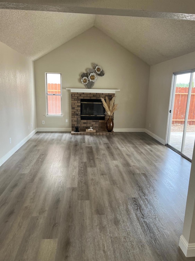 2071 E Cromwell Ave, Fresno, CA 93720 - photo 6