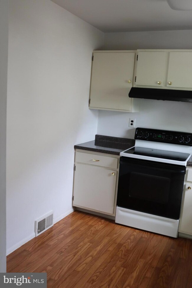 303 Birch Dr, Lafayette Hill, PA 19444 - photo 6