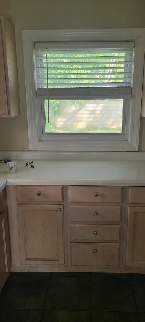 763 Norfolk Ave, Westchester, IL 60154 - photo 7