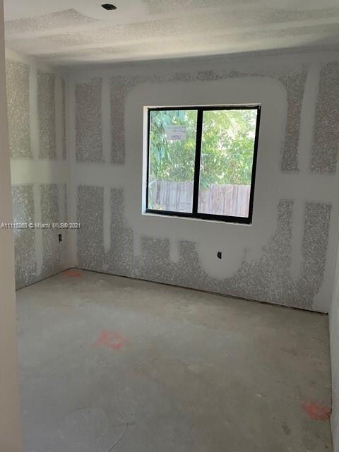 11311 SW 220th St, Miami, FL 33170 - photo 5