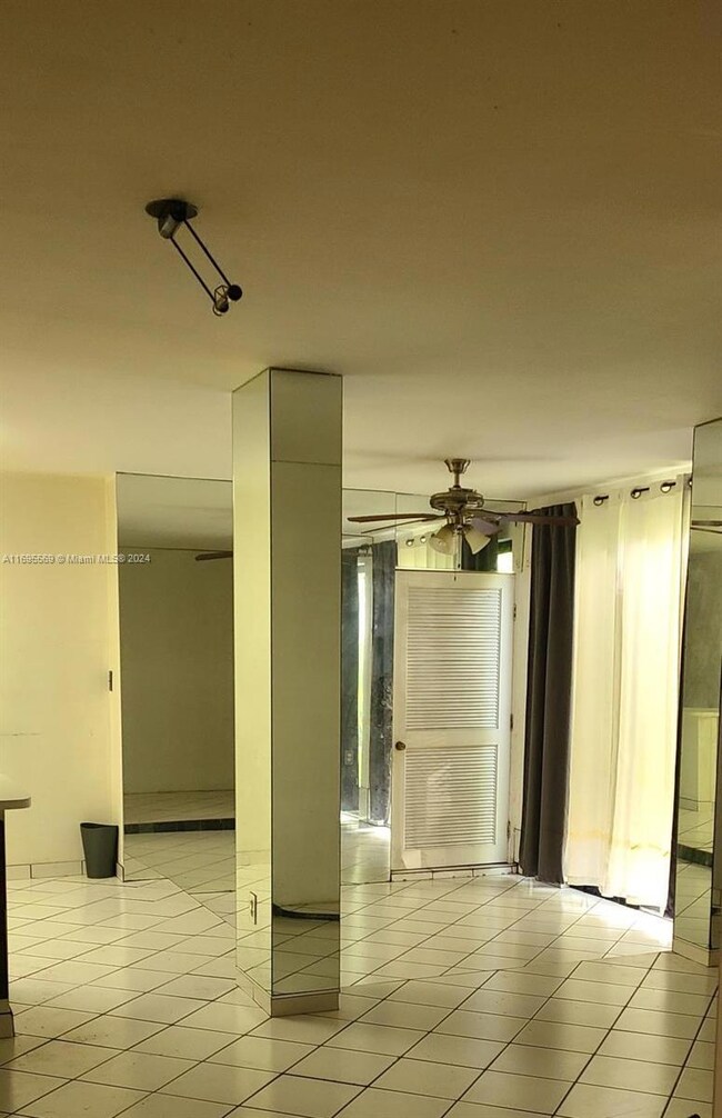 3564 Magellan Cir unit 2111, Miami, FL 33180 - photo 4