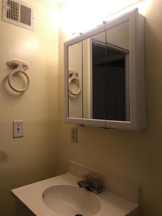 3033 bathroom