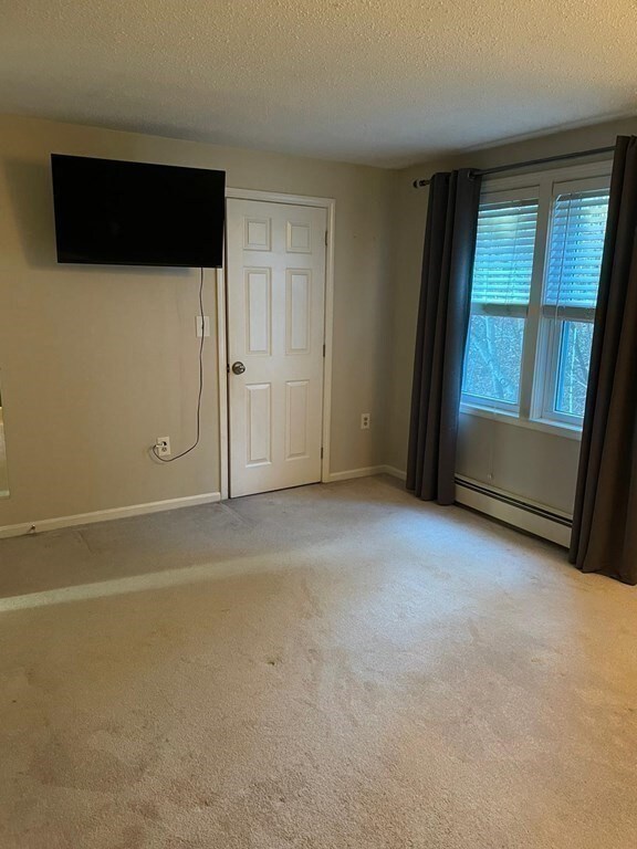 32 Lantern Ln unit 8, Dracut, MA 01826 - photo 7