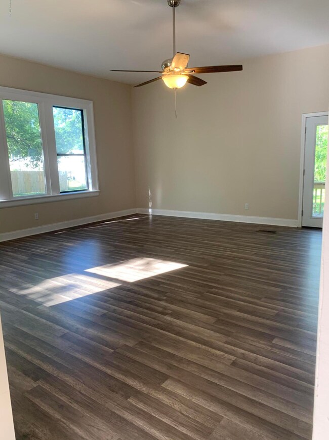 1286 Orton St, Jacksonville, FL 32205 - photo 5