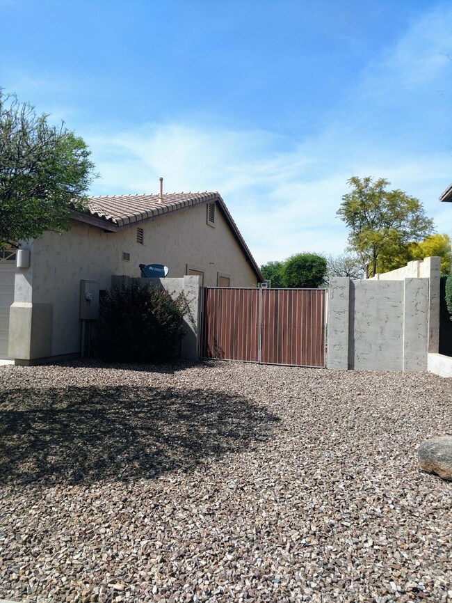 RV gate