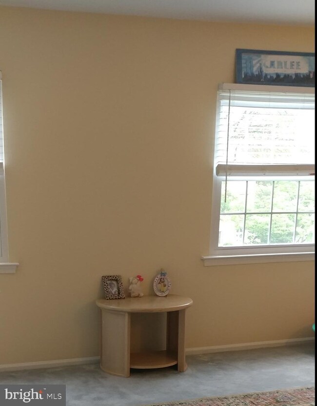 1332 Putnam Blvd unit 27, Wallingford, PA 19086 - photo 3