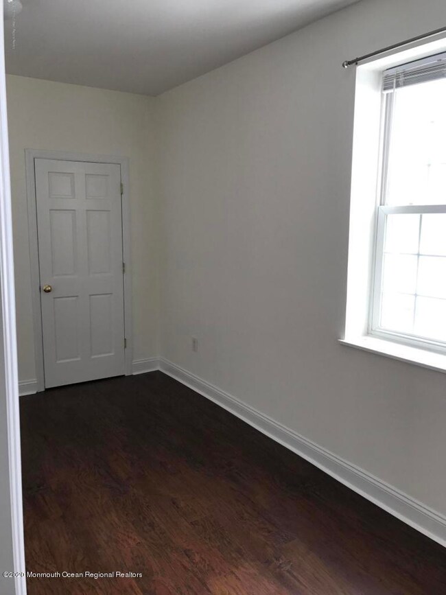 154 Main St unit 202, Matawan, NJ 07747 - photo 3