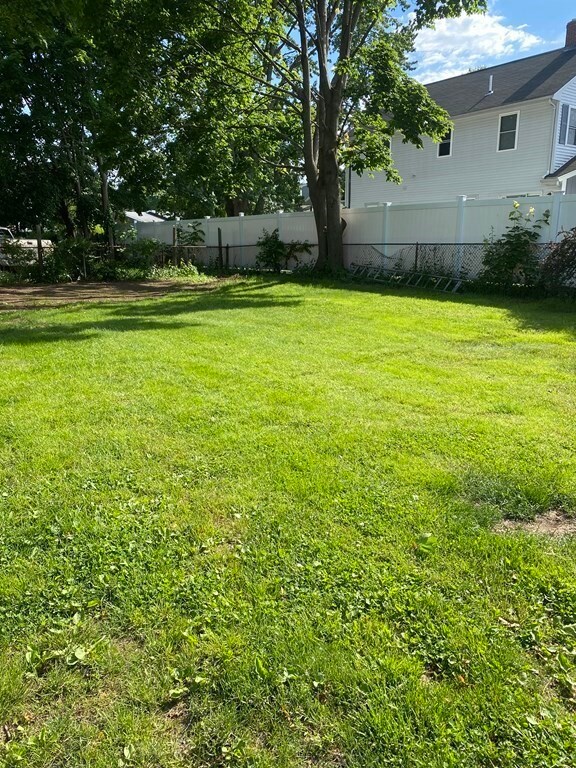 62 County St unit 1, Peabody, MA 01960 - photo 2