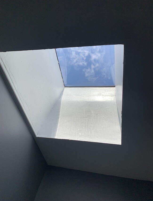 27 Bergen Ave unit 2, Jersey City, NJ 07305 - photo 4