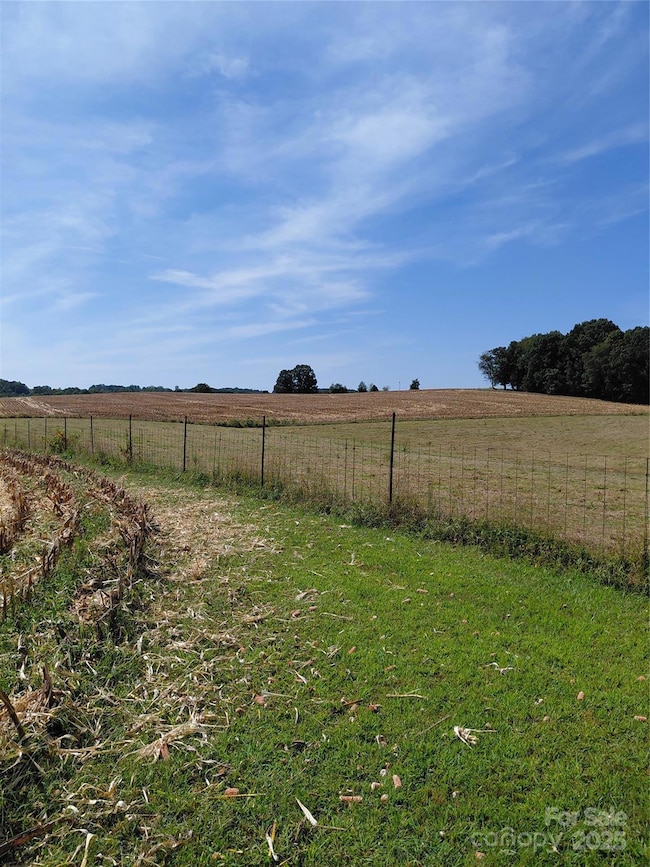 320 Howards Bridge Rd, Union Grove, NC 28689 - photo 3