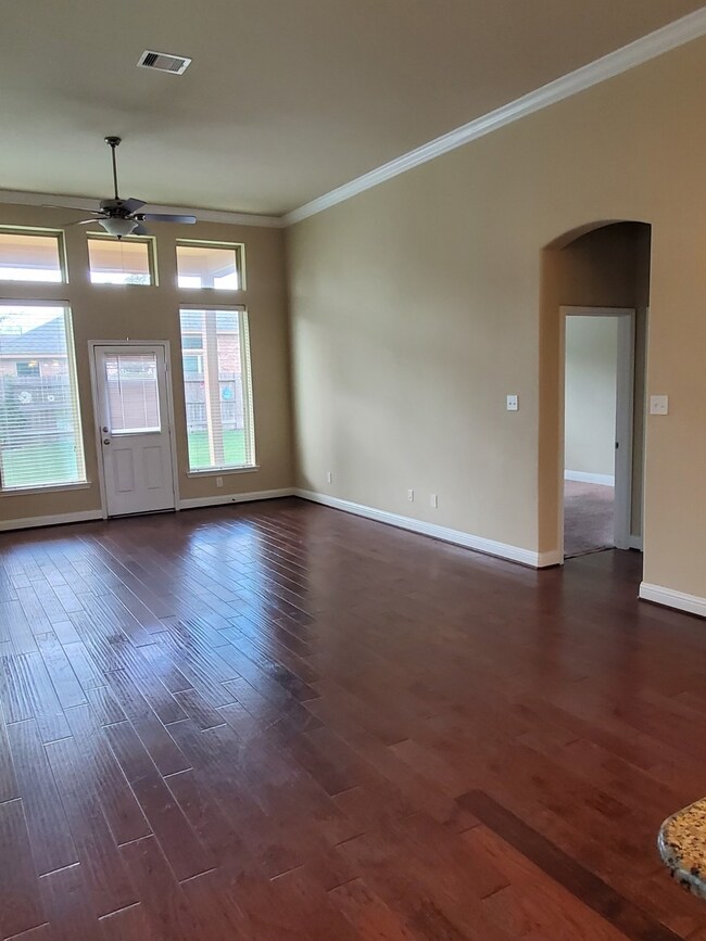 4210 Astoria Manor Ln, Fulshear, TX 77441 - photo 7