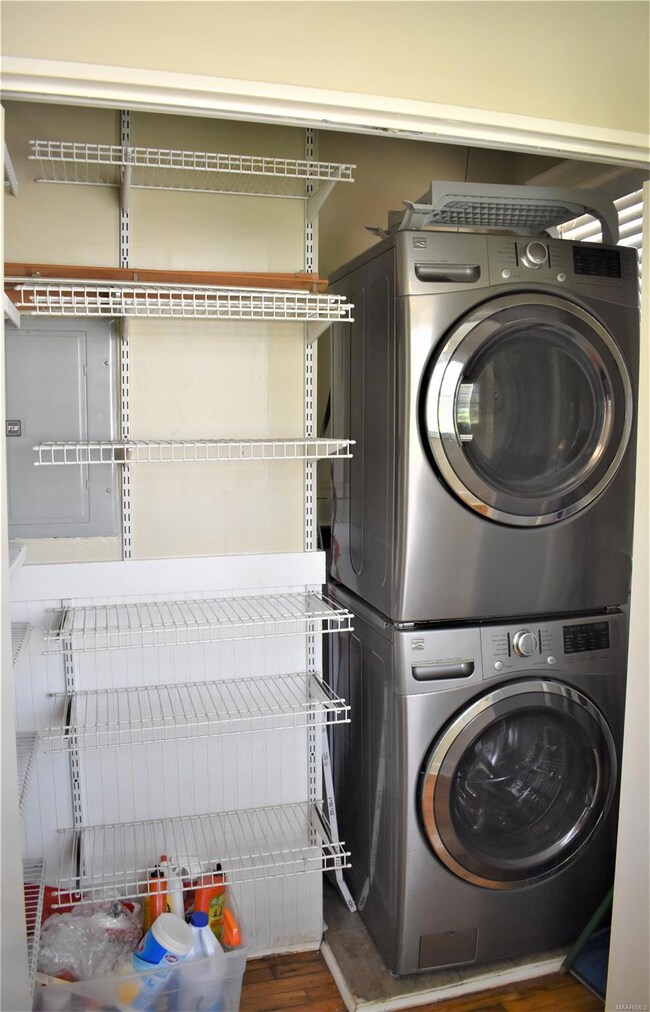 Kitchen pantry