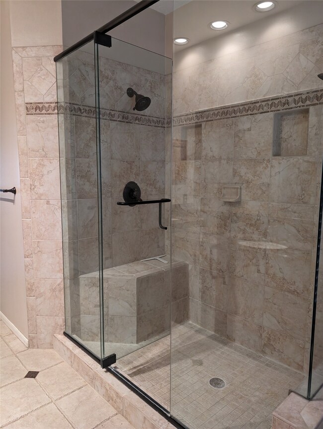 7607 Shangrila Ln, Houston, TX 77095 - photo 3