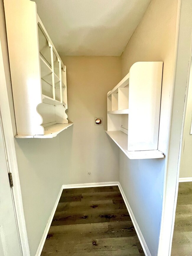 1406 Holly Ct, Hopkinsville, KY 42240 - photo 7