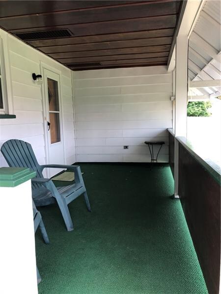 412 Walnut St, Latrobe, PA 15650 - photo 6