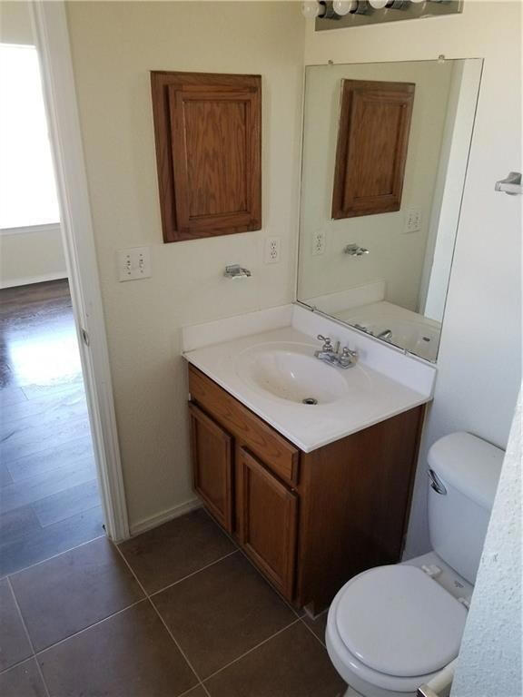 532 Thayer Pease Ave, Horizon City, TX 79928 - photo 5