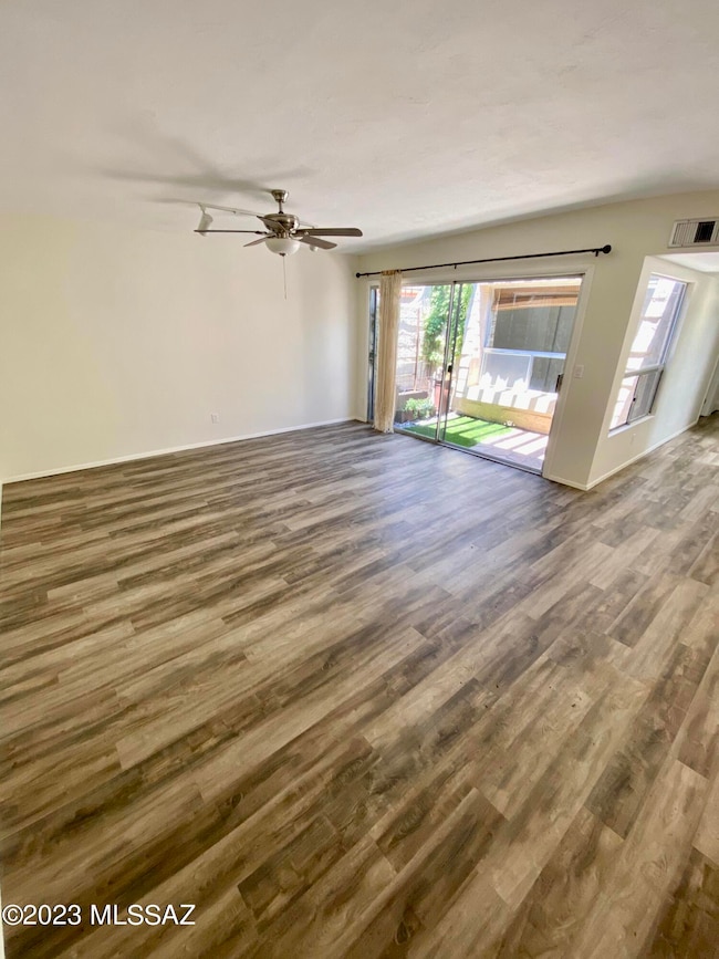 810 N Camino Santiago unit 3, Tucson, AZ 85745 - photo 4