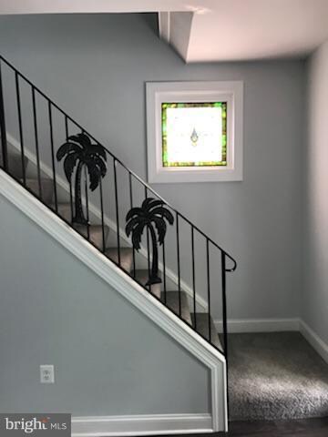 8612 Oak Rd, Sparrows Point, MD 21219 - photo 3