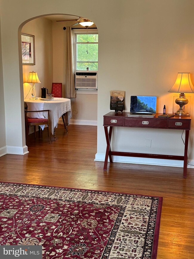 220 Pilgrim Ln unit FIRST FLOOR, Drexel Hill, PA 19026 - photo 4