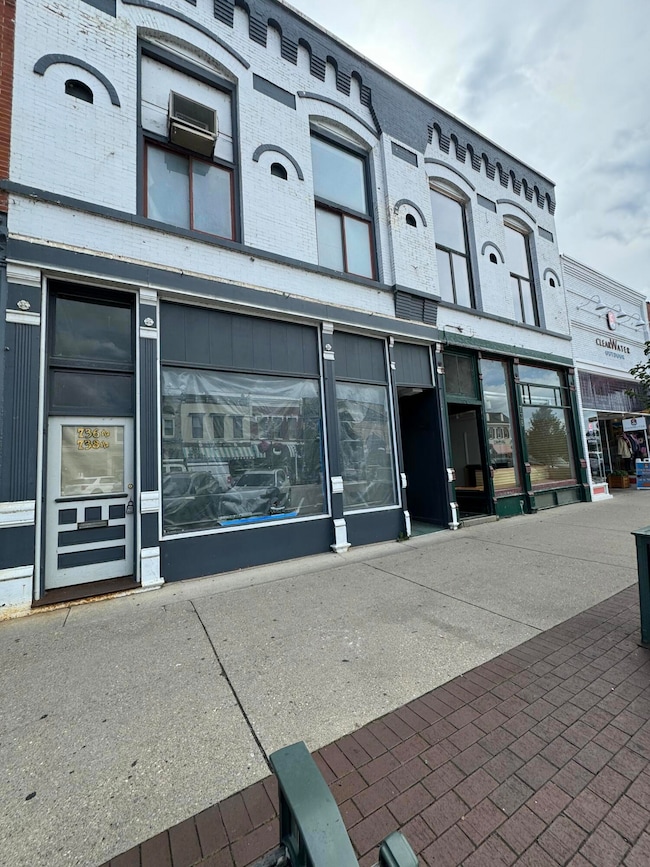 736 W Main St, Lake Geneva, WI 53147 - photo 6