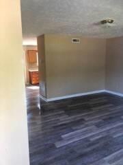 06132efd257849ceba5dd3b9faaec483_406x539