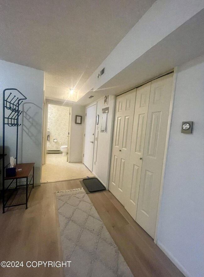Entryway/Laundry/Bath