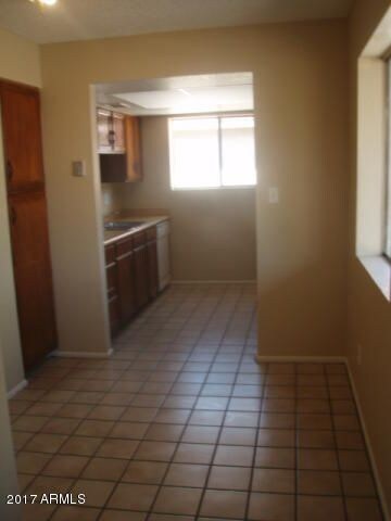 EAT IN KITCHEN AREAS