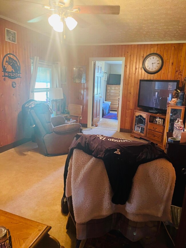 2017 Roanoke Ave, Columbus, OH 43207 - photo 5