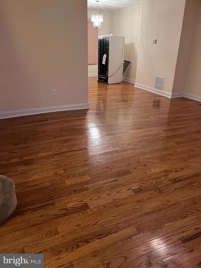 1634 Chilton St, Baltimore, MD 21218 - photo 3