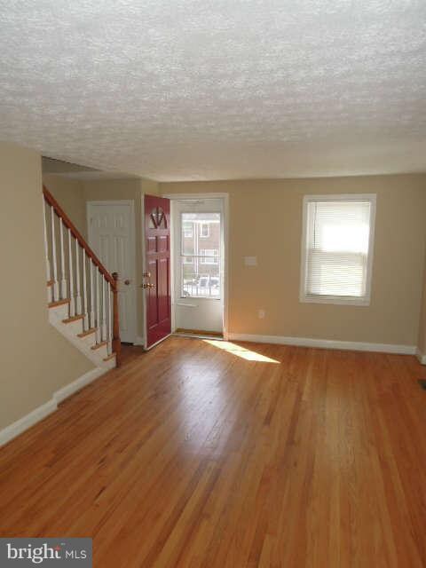 3800 Elmley Ave, Baltimore, MD 21213 - photo 4