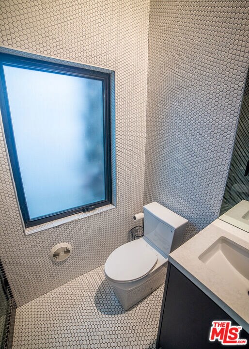 205 Venice Way, Venice, CA 90291 - photo 7