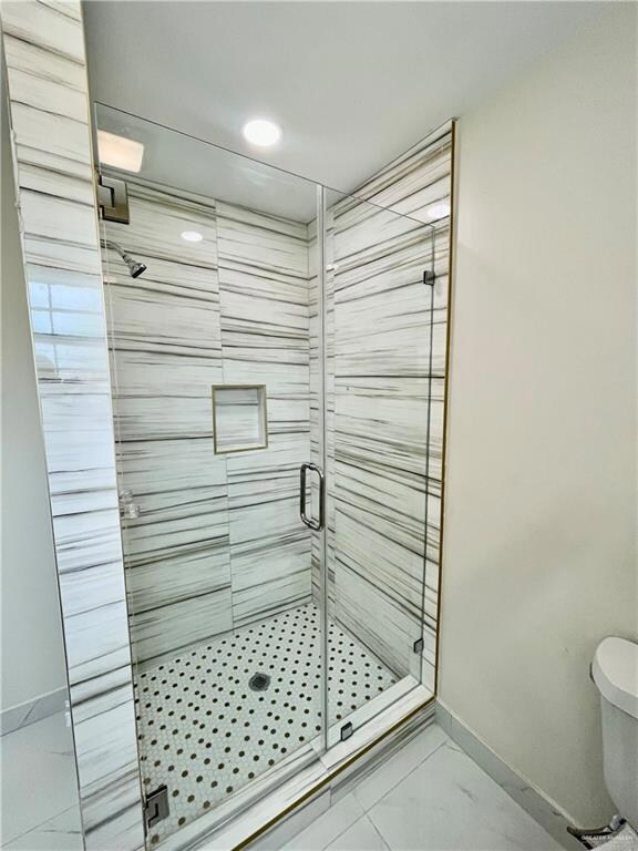 422 E Chapa Ave, Pharr, TX 78577 - photo 7