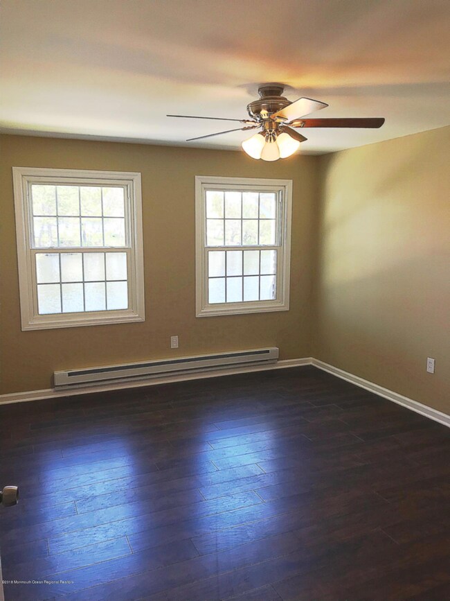 84 Parkway Dr unit D, Freehold, NJ 07728 - photo 4