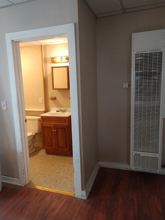 72 Broad St unit 2 NO, Fall River, MA 02724 - photo 7