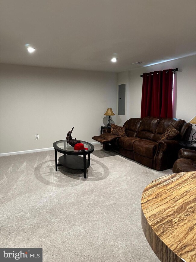 36077 Fawn Ln, Locust Grove, VA 22508 - photo 5