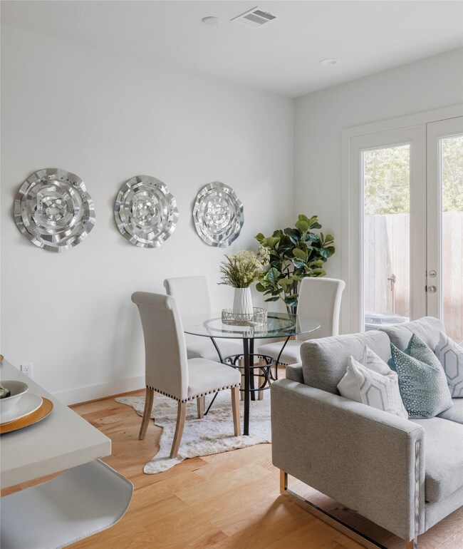 8978 Zurcher Ln, Houston, TX 77080 - photo 7