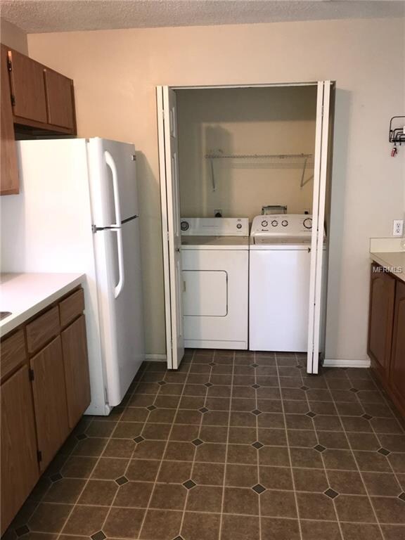 190 Rebecca Dr NE, Winter Haven, FL 33881 - photo 4