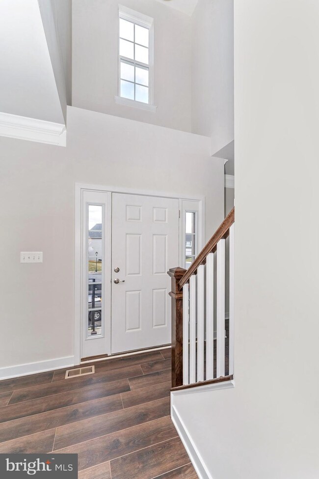 204 Shannonbrook Ln, Frederick, MD 21702 - photo 3