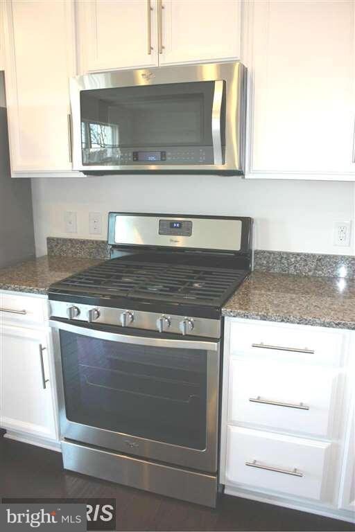 17004 Beveridge Dr unit 14, Dumfries, VA 22026 - photo 4