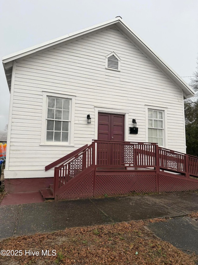 216 Marstellar St, Wilmington, NC 28401 - photo 2