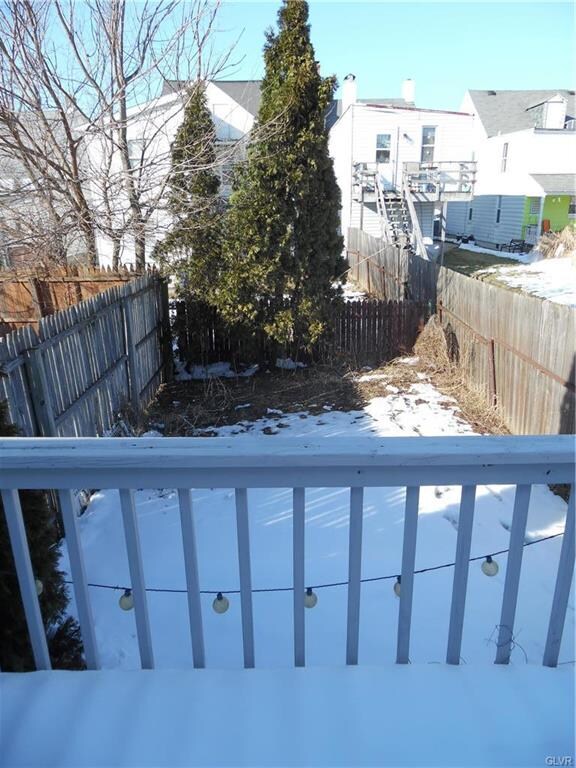 223 E Raspberry St, Bethlehem, PA 18018 - photo 3