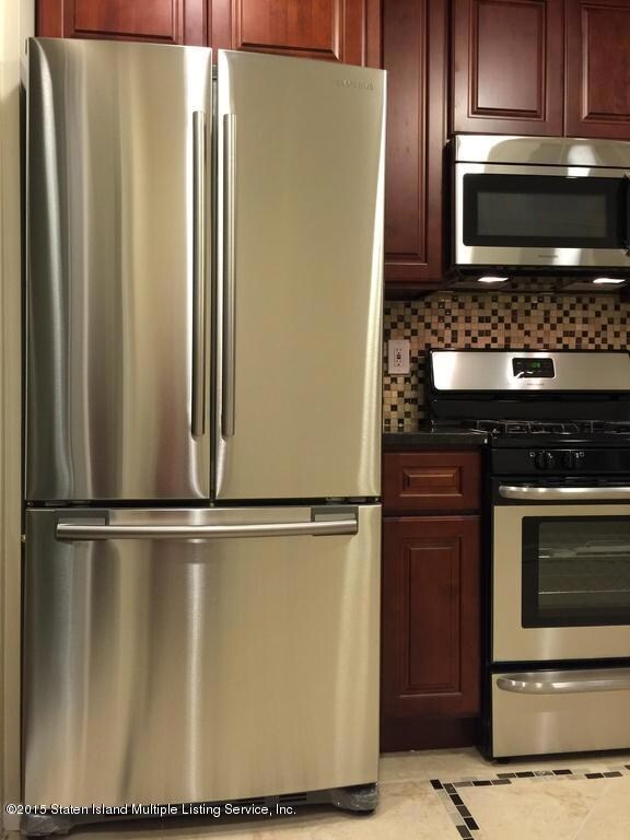 108 Broad St unit A, Staten Island, NY 10304 - photo 2