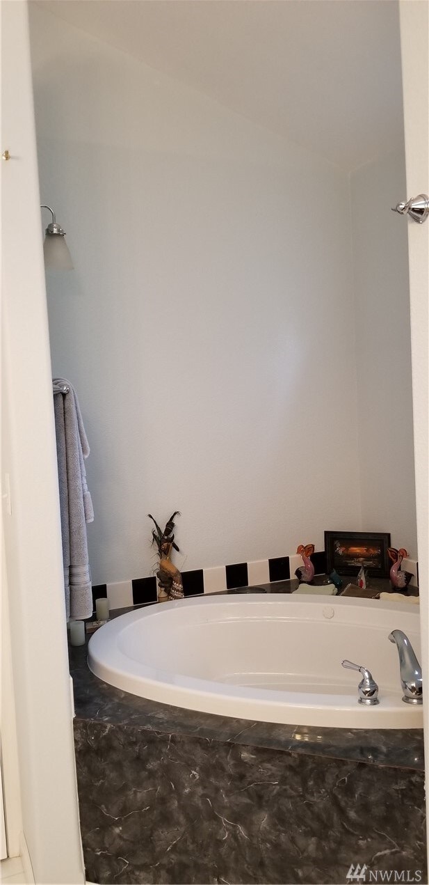 621 S Wagon Rd, Othello, WA 99344 - photo 4