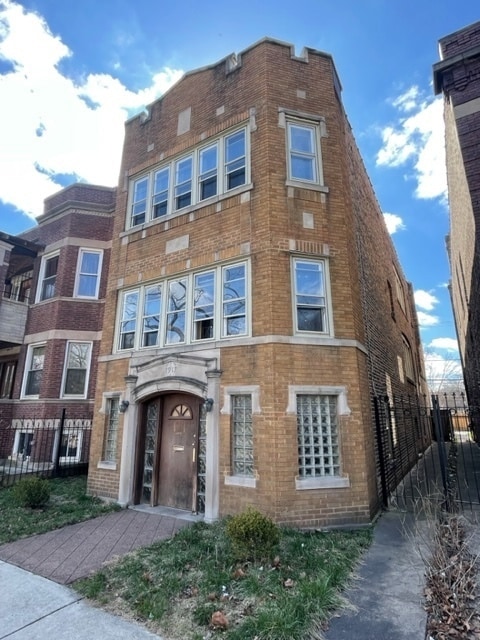 1917 W Garfield Blvd, Chicago, IL 60636 - photo 2