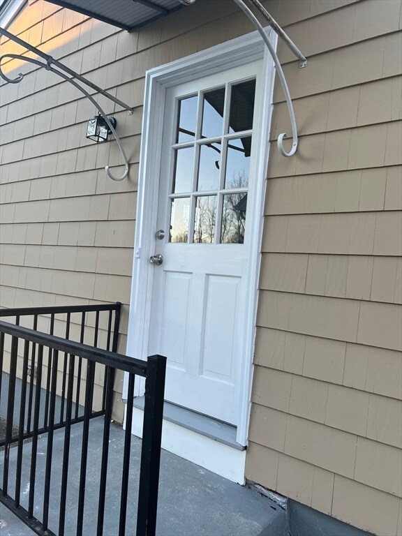 72 Clement St, Springfield, MA 01118 - photo 3