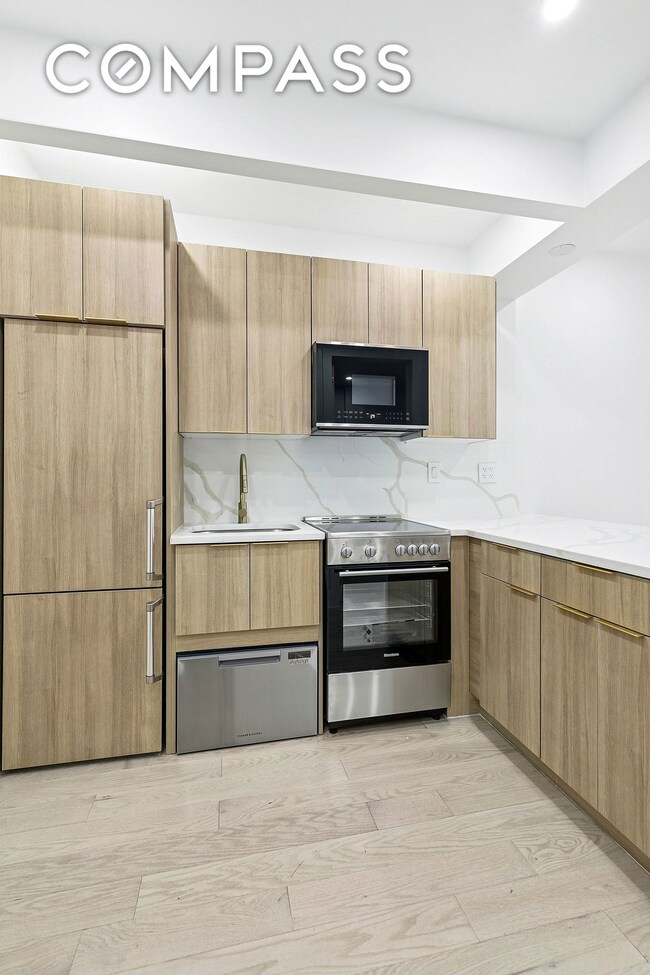472 Bergen St unit 2-R, New York, NY 11217 - photo 6